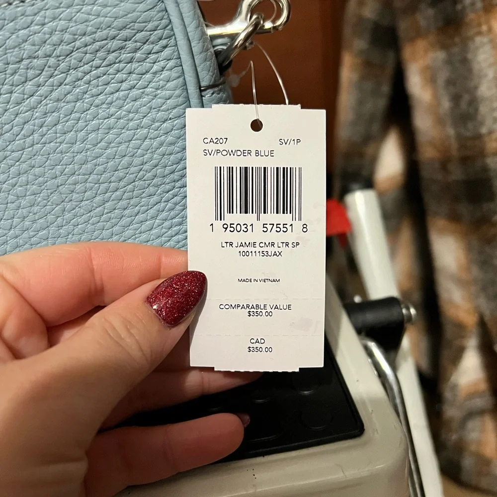 NWT Coach crossbody - Picture 8 of 8